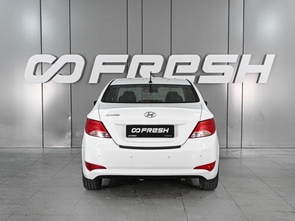 Hyundai Solaris I Рестайлинг с пробегом 2016 года, цена 1 060 000 рублей, 123230 км, седан, Автокод Объявления