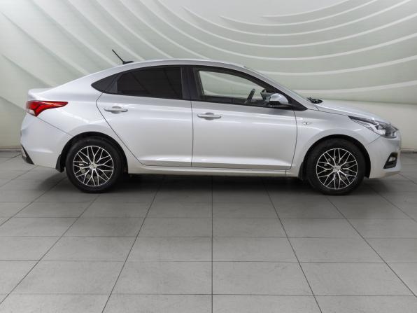 Hyundai Solaris II с пробегом 2019 года, цена 1 338 000 рублей, 89444 км, седан, Автокод Объявления