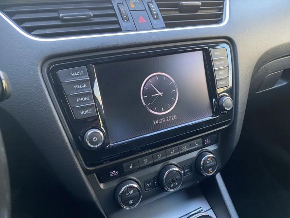 Skoda Octavia III (A7) с пробегом 2014 года, цена 929 000 рублей, 307453 км, лифтбек, Автокод Объявления