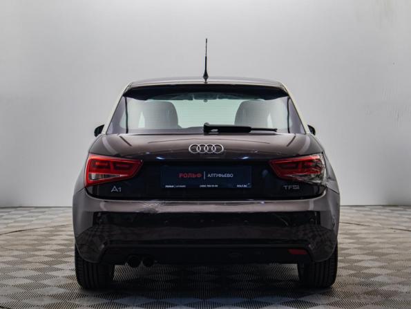 Audi A1 I (8X) с пробегом 2011 года, цена 560 000 рублей, 237150 км, хэтчбек, Автокод Объявления