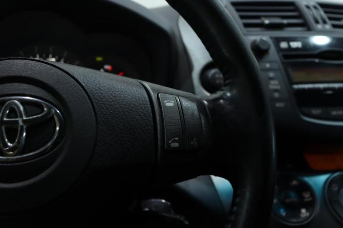 Toyota RAV4 III (XA30) с пробегом 2010 года, цена 1 450 000 рублей, 228672 км, внедорожник, Автокод Объявления