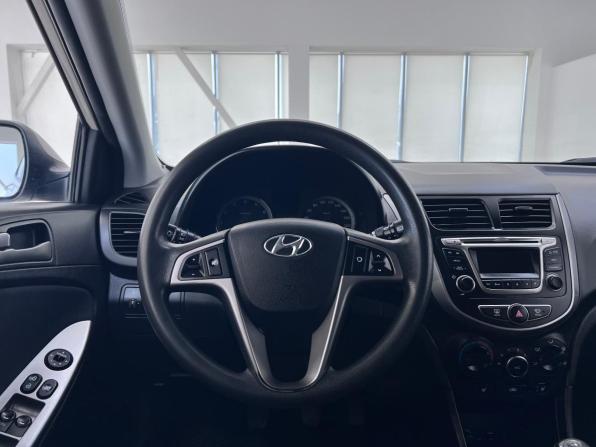Hyundai Solaris I Рестайлинг с пробегом 2015 года, цена 995 000 рублей, 97234 км, хэтчбек, Автокод Объявления