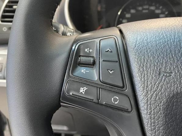 Kia Sorento II Рестайлинг с пробегом 2013 года, цена 1 899 000 рублей, 93333 км, внедорожник, Автокод Объявления