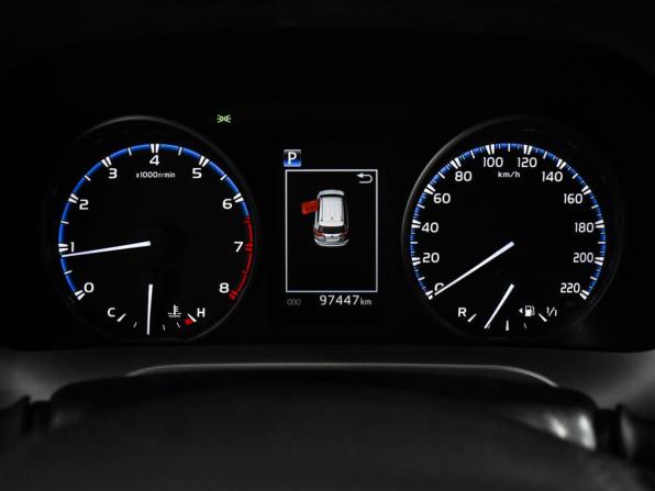Toyota RAV4 IV (XA40) Рестайлинг с пробегом 2018 года, цена 2 690 000 рублей, 97447 км, внедорожник, Автокод Объявления