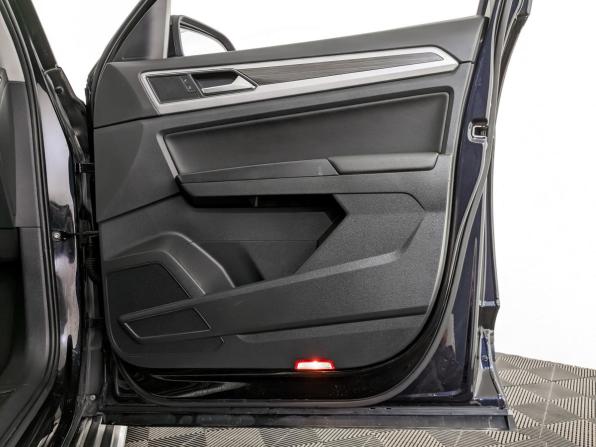 Volkswagen Teramont I с пробегом 2019 года, цена 3 650 000 рублей, 99192 км, внедорожник, Автокод Объявления