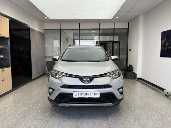 Toyota RAV4 IV (XA40) Рестайлинг с пробегом 2018 года, цена 2 450 000 рублей, 162000 км, внедорожник, Автокод Объявления