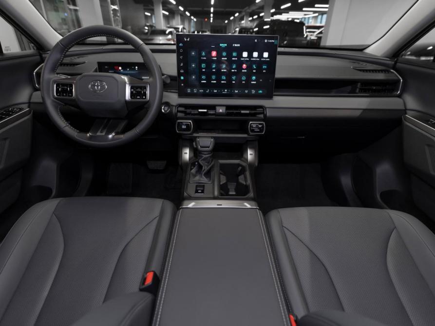 Toyota RAV4 VI (XA60) Москва  - изображение 13