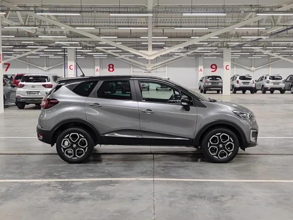 Renault Kaptur I Рестайлинг с пробегом 2020 года, цена 1 565 000 рублей, 93330 км, внедорожник, Автокод Объявления