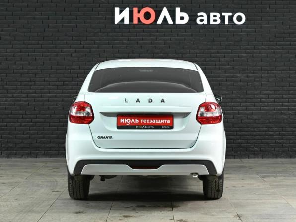 Lada (ВАЗ) Granta I Рестайлинг с пробегом 2024 года, цена 995 000 рублей, 8636 км, лифтбек, Автокод Объявления