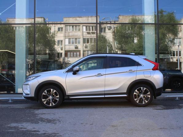 Mitsubishi Eclipse Cross I с пробегом 2018 года, цена 1 978 000 рублей, 129500 км, внедорожник, Автокод Объявления