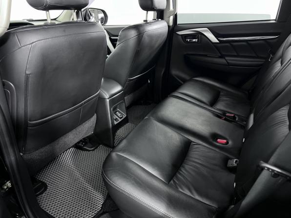 Mitsubishi Pajero Sport III с пробегом 2018 года, цена 2 270 000 рублей, 199613 км, внедорожник, Автокод Объявления