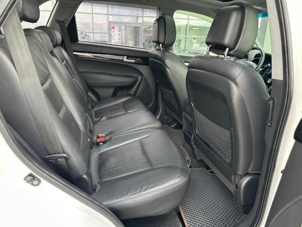Kia Sorento II Рестайлинг с пробегом 2014 года, цена 1 770 000 рублей, 98215 км, внедорожник, Автокод Объявления