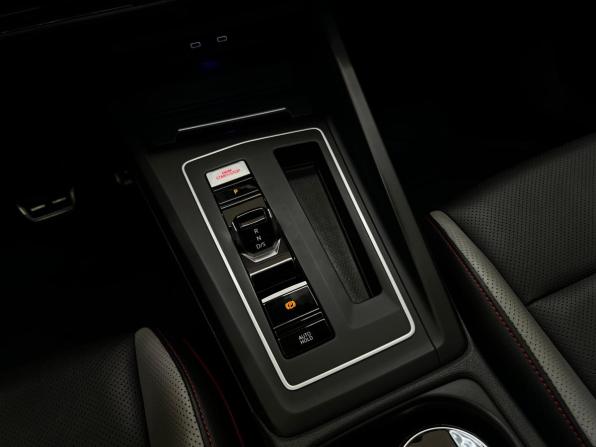 Volkswagen Golf GTI VIII с пробегом 2021 года, цена 4 650 000 рублей, 42072 км, хэтчбек, Автокод Объявления