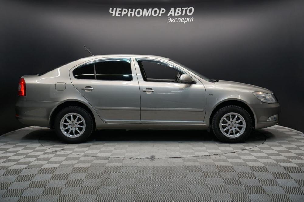 Skoda Octavia II (A5) Рестайлинг Крым  - изображение 6