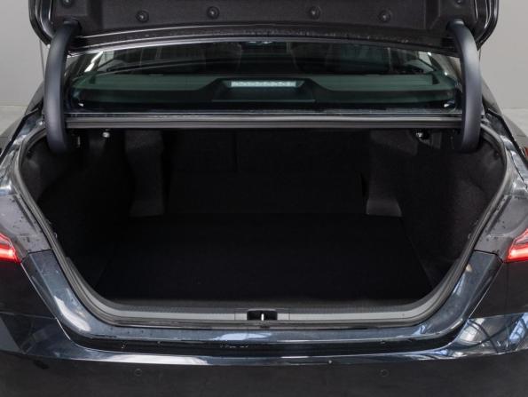 Toyota Camry IX (XV80) China Market с пробегом 2025 года, цена 4 779 000 рублей, 13 км, седан, Автокод Объявления