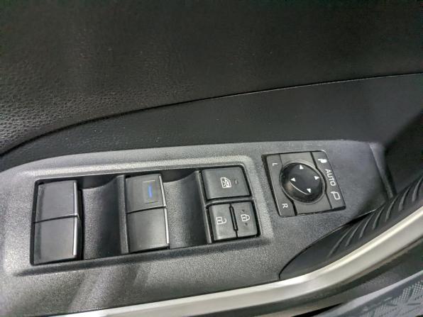 Toyota RAV4 V (XA50) с пробегом 2021 года, цена 3 750 000 рублей, 118626 км, внедорожник, Автокод Объявления