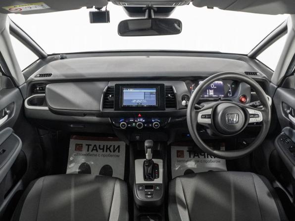 Honda Fit IV с пробегом 2022 года, цена 1 350 000 рублей, 72691 км, хэтчбек, Автокод Объявления