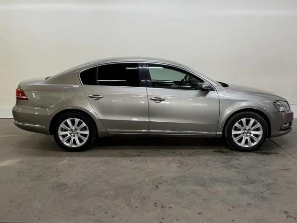 Volkswagen Passat B7 с пробегом 2011 года, цена 758 000 рублей, 267795 км, седан, Автокод Объявления
