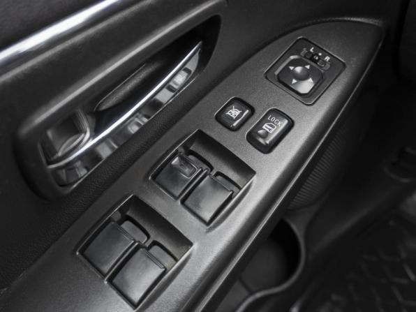Mitsubishi ASX I Рестайлинг с пробегом 2013 года, цена 979 000 рублей, 169075 км, внедорожник, Автокод Объявления