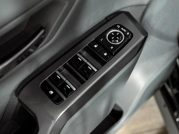 Toyota RAV4 VI (XA60) с пробегом 2026 года, цена 4 325 000 рублей, 35 км, внедорожник, Автокод Объявления
