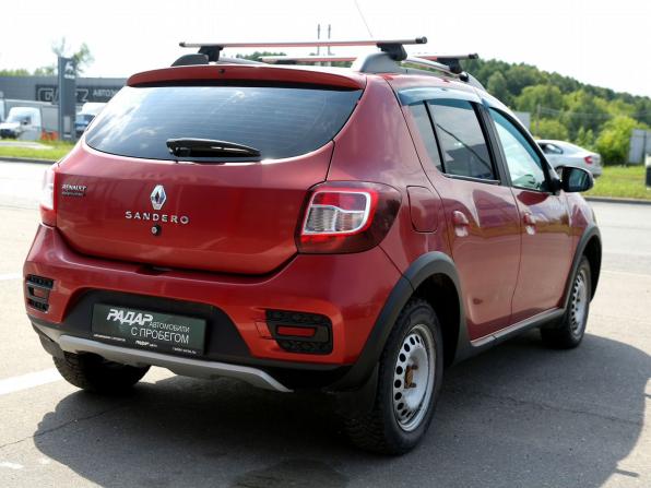 Renault Sandero II с пробегом 2017 года, цена 776 000 рублей, 182000 км, хэтчбек, Автокод Объявления