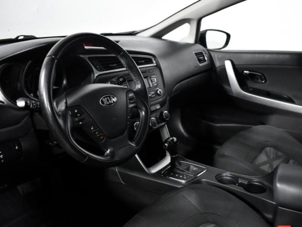 Kia Ceed II Рестайлинг с пробегом 2016 года, цена 999 000 рублей, 223442 км, хэтчбек, Автокод Объявления