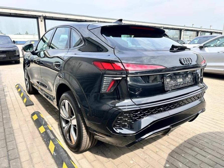 Audi Q3 Sportback III (FJ) Москва  - изображение 3