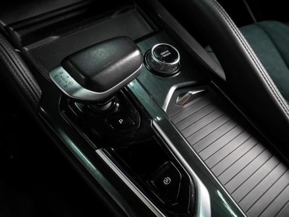 Geely Monjaro I с пробегом 2024 года, цена 2 687 000 рублей, 113147 км, внедорожник, Автокод Объявления