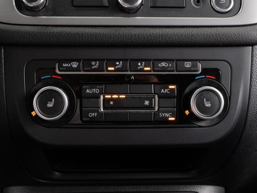 Volkswagen Tiguan I Рестайлинг Тюмень  - изображение 16