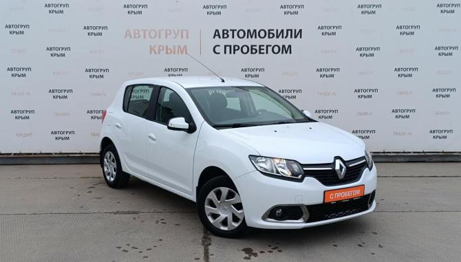 Renault Sandero II с пробегом 2017 года, цена 1 220 000 рублей, 81730 км, хэтчбек, Автокод Объявления