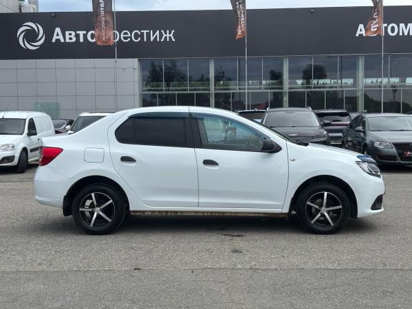 Renault Logan II с пробегом 2014 года, цена 579 000 рублей, 125140 км, седан, Автокод Объявления