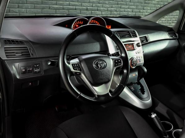 Toyota Verso I с пробегом 2011 года, цена 989 000 рублей, 229128 км, компактвэн, Автокод Объявления