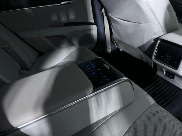 Toyota Camry VIII (XV70) Рестайлинг с пробегом 2021 года, цена 3 430 000 рублей, 81506 км, седан, Автокод Объявления
