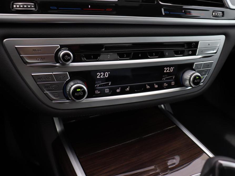BMW 7 серии VI (G11/G12) Рестайлинг Сочи  - изображение 18