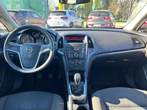 Opel Astra J Рестайлинг с пробегом 2013 года, цена 960 000 рублей, 82596 км, универсал, Автокод Объявления