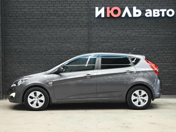 Hyundai Solaris I Рестайлинг с пробегом 2015 года, цена 1 050 000 рублей, 66922 км, хэтчбек, Автокод Объявления