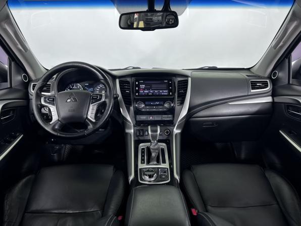 Mitsubishi Pajero Sport III с пробегом 2018 года, цена 2 250 000 рублей, 199613 км, внедорожник, Автокод Объявления