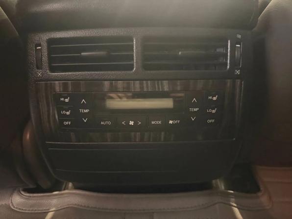 Toyota Land Cruiser 200 Series с пробегом 2010 года, цена 3 450 000 рублей, 200000 км, внедорожник, Автокод Объявления