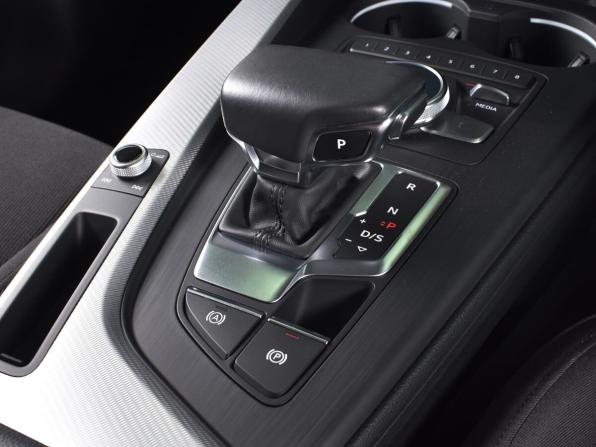 Audi A4 V (B9) с пробегом 2019 года, цена 2 349 995 рублей, 42582 км, седан, Автокод Объявления