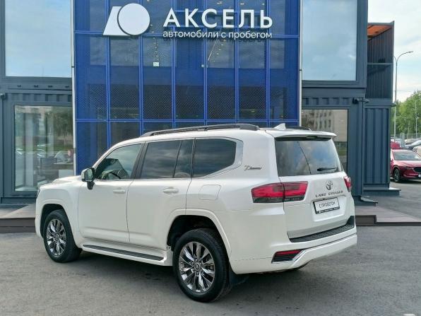 Toyota Land Cruiser 300 Series с пробегом 2021 года, цена 9 799 000 рублей, 75000 км, внедорожник, Автокод Объявления