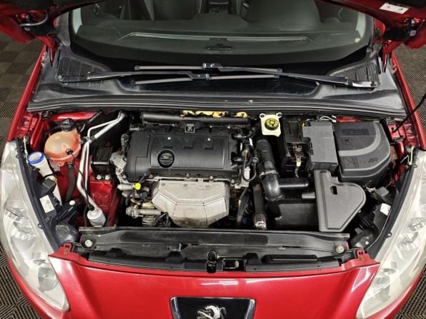 Peugeot 308 I Рестайлинг с пробегом 2011 года, цена 475 000 рублей, 125289 км, хэтчбек, Автокод Объявления
