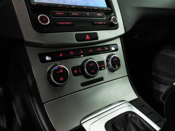 Volkswagen Passat B7 с пробегом 2012 года, цена 1 109 700 рублей, 139447 км, седан, Автокод Объявления