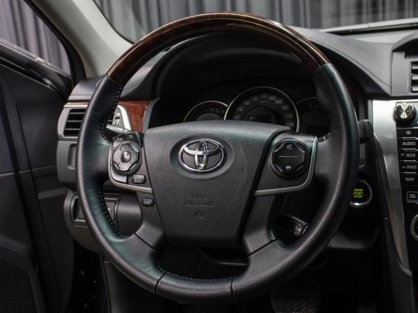 Toyota Camry VII (XV50) с пробегом 2013 года, цена 2 698 000 рублей, 90000 км, седан, Автокод Объявления