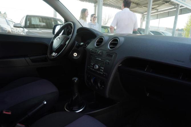 Ford Fusion I Рестайлинг с пробегом 2009 года, цена 390 000 рублей, 195809 км, хэтчбек, Автокод Объявления