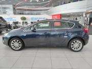 Opel Astra J Казань  - изображение 32