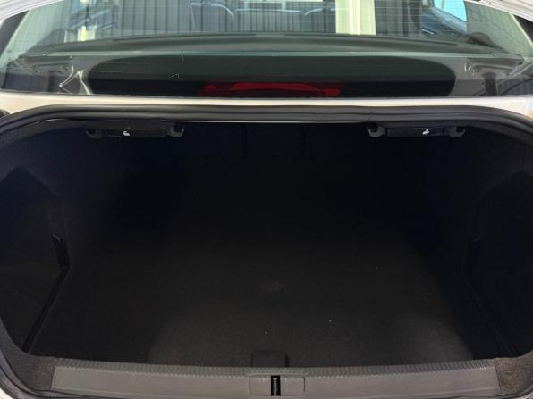 Volkswagen Passat B7 с пробегом 2012 года, цена 1 300 000 рублей, 103000 км, седан, Автокод Объявления