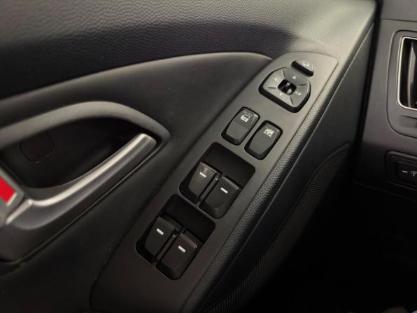 Hyundai ix35 I с пробегом 2011 года, цена 1 220 000 рублей, 154462 км, внедорожник, Автокод Объявления