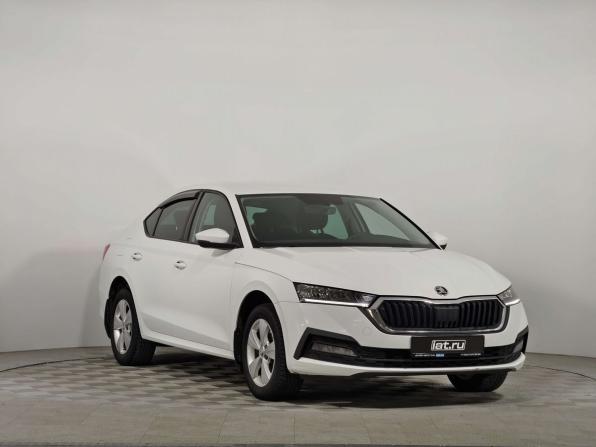 Skoda Octavia IV (A8) с пробегом 2021 года, цена 1 649 000 рублей, 172981 км, лифтбек, Автокод Объявления