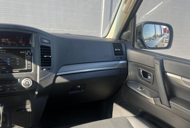 Mitsubishi Pajero IV Рестайлинг 1 с пробегом 2013 года, цена 2 190 000 рублей, 148587 км, внедорожник, Автокод Объявления