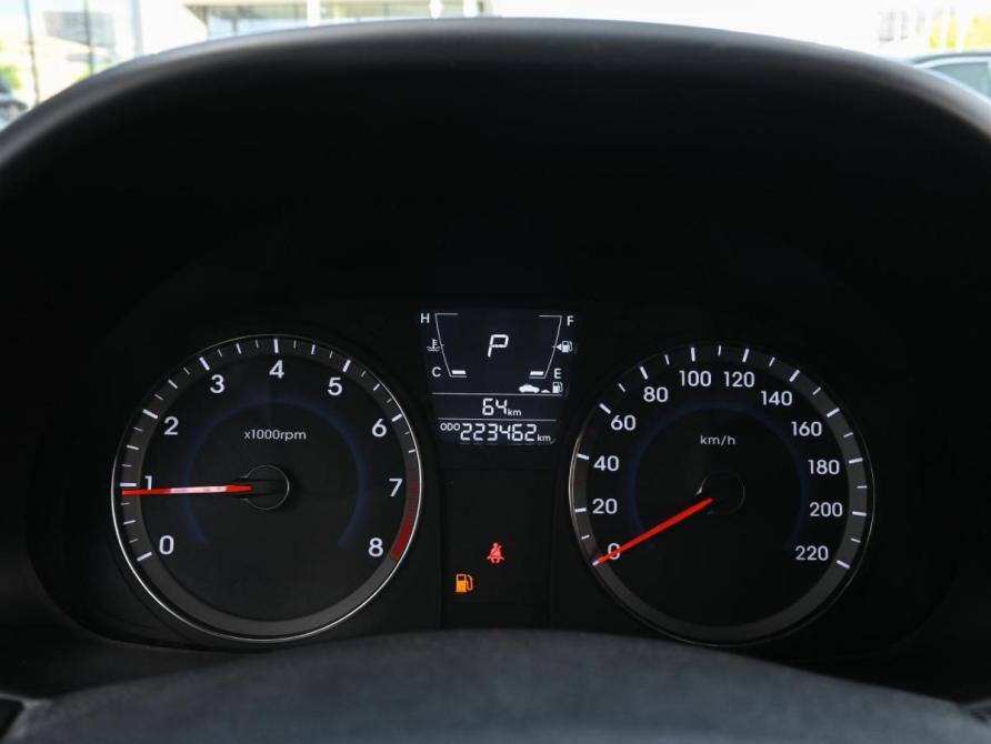 Hyundai Solaris I Волгоград  - изображение 12